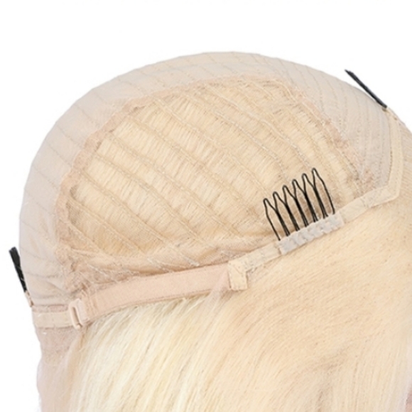 Blonde Bobcut Wig - Picture 6 of 7